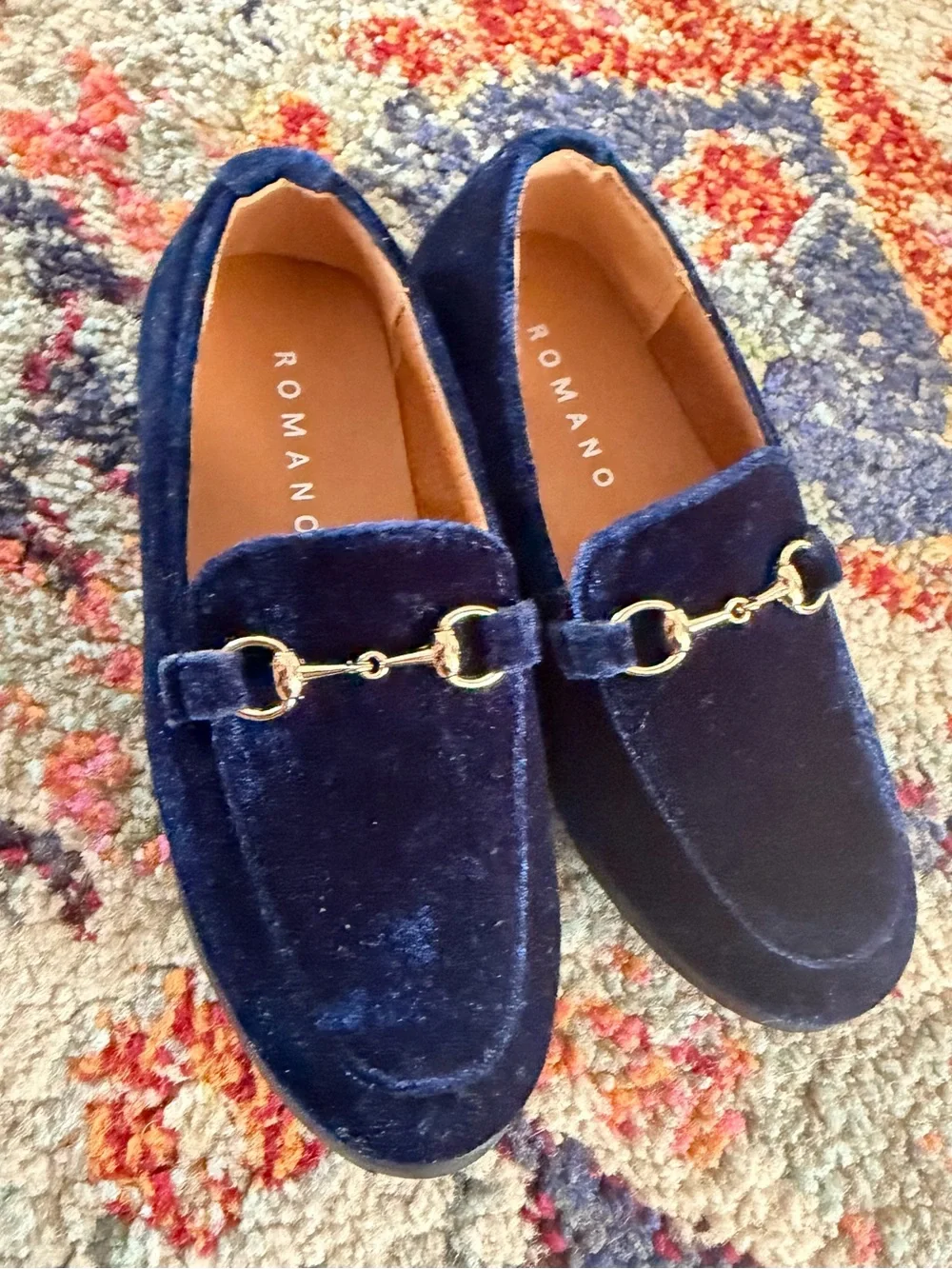 Romano blue Velvet Loafers toddler Boys Size 7 perfect condition Smoke pet free
